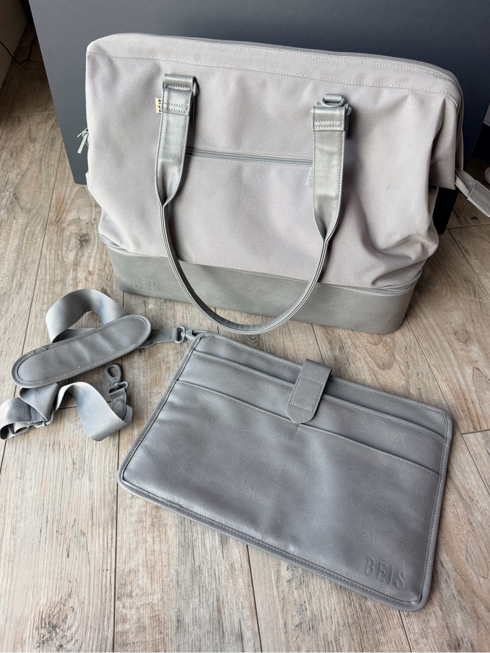 BEIS Convertible Weekender Gray Travel Bag with Laptop Pouch and Strap